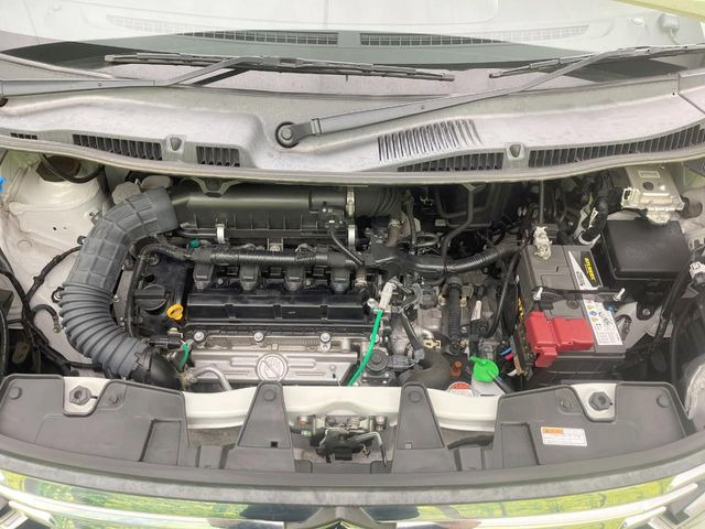 親切・丁寧な専門メカニックスタッフが応対!・車検・点検整備・事故等の修理などアフターサービスも安心。お車のカスタマイズもネクステージのサービススタッフまでご相談ください!