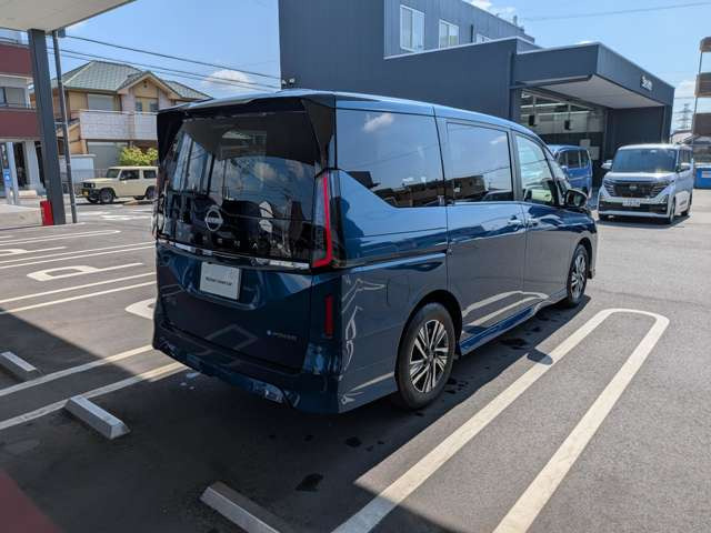 セレナ1.4 e-POWER ハイウェイスターV