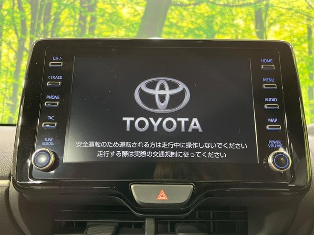 【純正ディスプレイオーディオ】お手持ちのスマートフォンとの連携で、ナビや音楽再生など各種アプリを使用可能。スマホに近い感覚でお使いいただけます♪