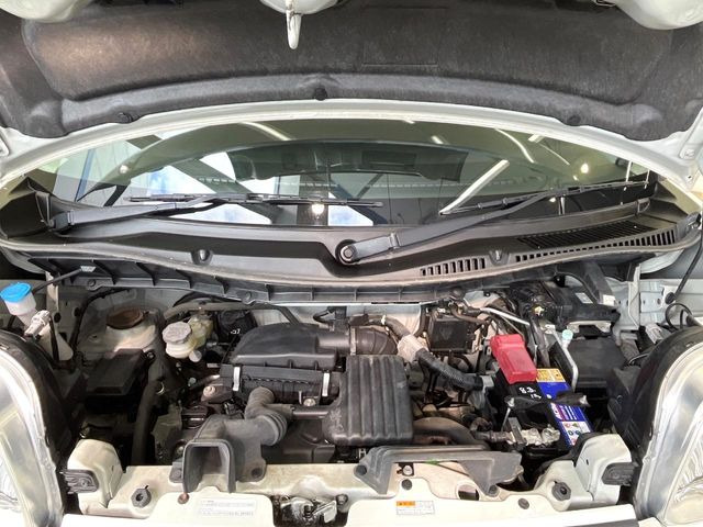 親切・丁寧な専門メカニックスタッフが応対!・車検・点検整備・事故等の修理などアフターサービスも安心。お車のカスタマイズもネクステージのサービススタッフまでご相談ください!