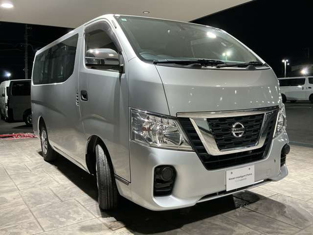 NV350キャラバンワゴン2.5 DX ロング 低床