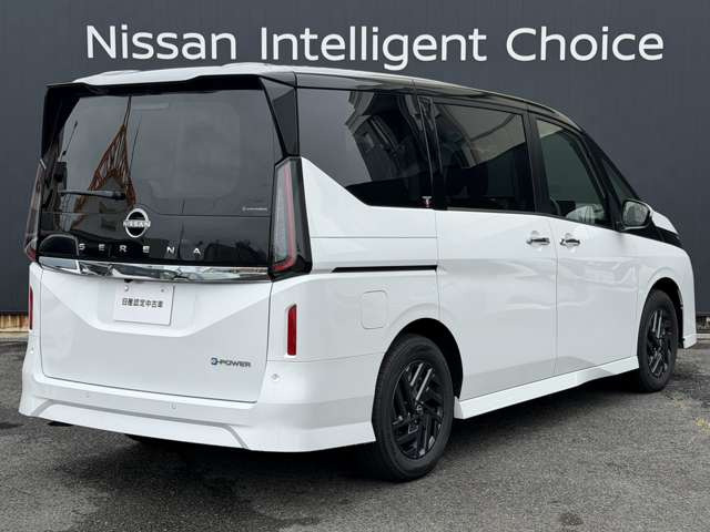セレナ1.4 e-POWER ハイウェイスターV NissanConnectインフォテインメントシステム