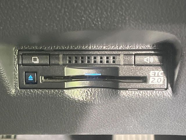 【ETC】高速道路の料金所をストレスなく通過!話題のスポットやサービスエリアに多い「スマートIC」利用時は必須のアイテムです。当店でセットアップを実施、ご納車当日からすぐにご利用いただけます!