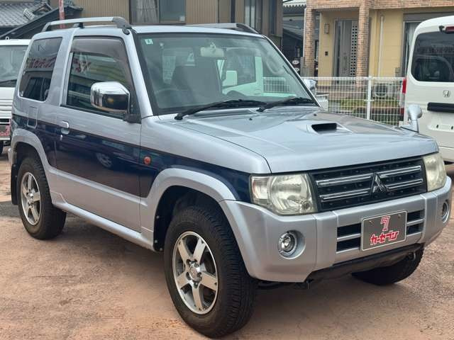 パジェロミニエクシード 4WD