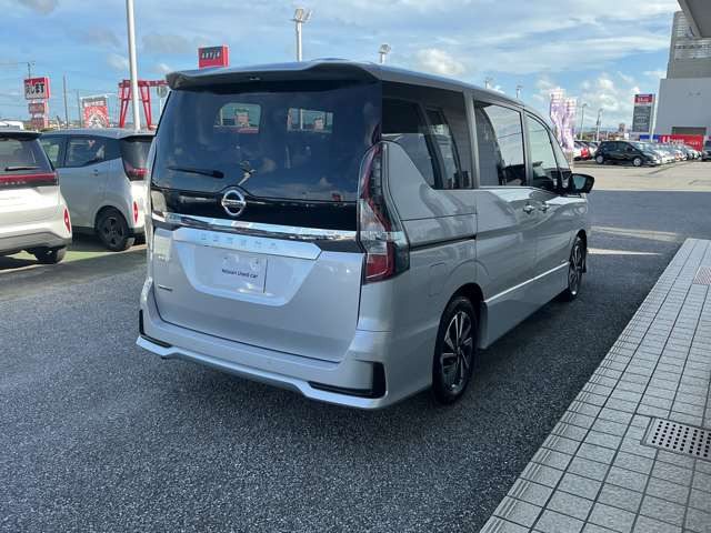 セレナ2.0 ハイウェイスターV