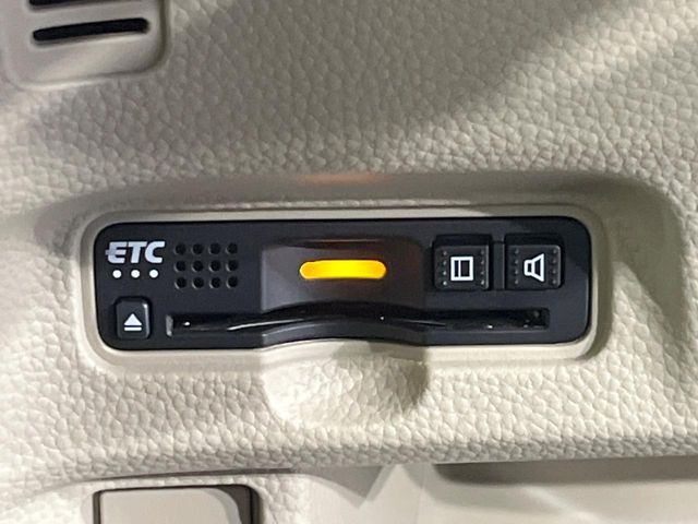 【ETC】高速道路の料金所をストレスなく通過!話題のスポットやサービスエリアに多い「スマートIC」利用時は必須のアイテムです。当店でセットアップを実施、ご納車当日からすぐにご利用いただけます!