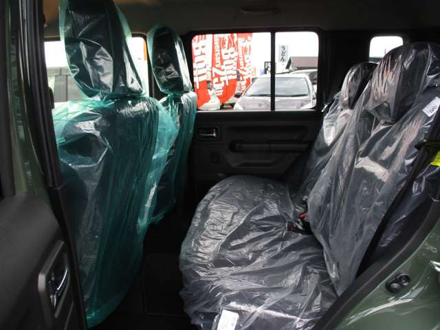 登録済未使用車・MC後2型・デュアルセンサーブレーキサポート?・アダプティブクルーズ(全車速追従機能付)・純正15AW・シートヒーター・LEDヘッドライト