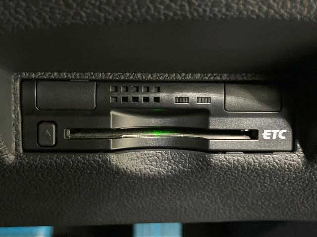 【ETC】高速道路の料金所をストレスなく通過!話題のスポットやサービスエリアに多い「スマートIC」利用時は必須のアイテムです。当店でセットアップを実施、ご納車当日からすぐにご利用いただけます!