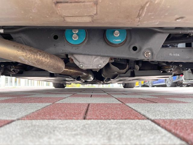 下回りがきれいなうちに、防錆加工の施工がオススメ。降雪地域はもちろん、沿岸部にお住いの方や、趣味でマリン・ウィンタースポーツをされる方にご好評いただいております。