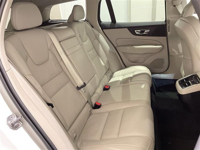 V60クロスカントリーB5 AWD プロ 4WD