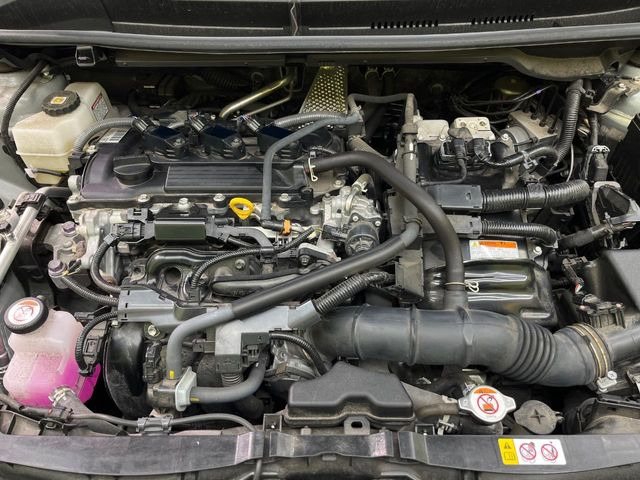 親切・丁寧な専門メカニックスタッフが応対!・車検・点検整備・事故等の修理などアフターサービスも安心。お車のカスタマイズもネクステージのサービススタッフまでご相談ください!