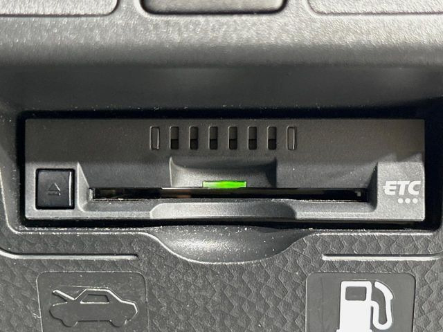 【ETC】高速道路の料金所をストレスなく通過!話題のスポットやサービスエリアに多い「スマートIC」利用時は必須のアイテムです。当店でセットアップを実施、ご納車当日からすぐにご利用いただけます!