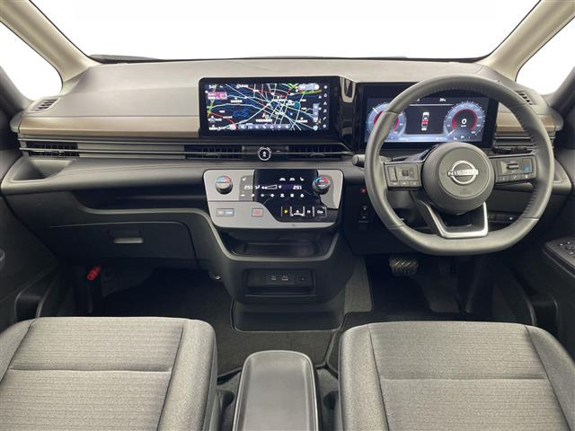 セレナ1.4 e-POWER ハイウェイスターV