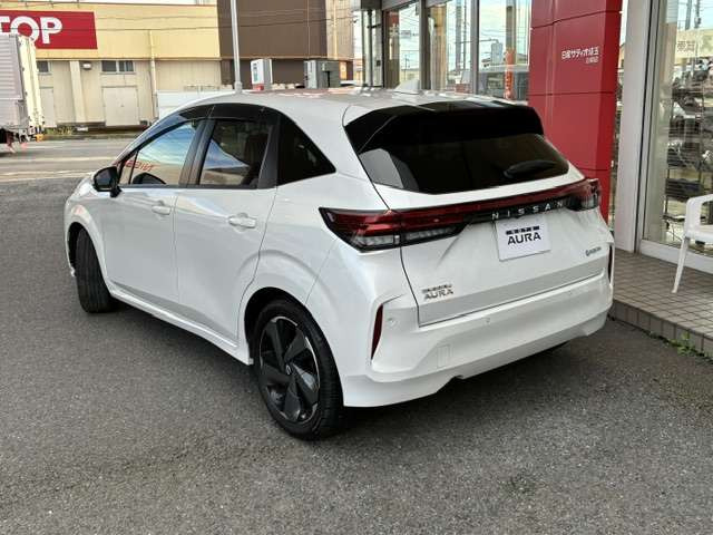 ノートオーラ1.2 G レザーエディション
