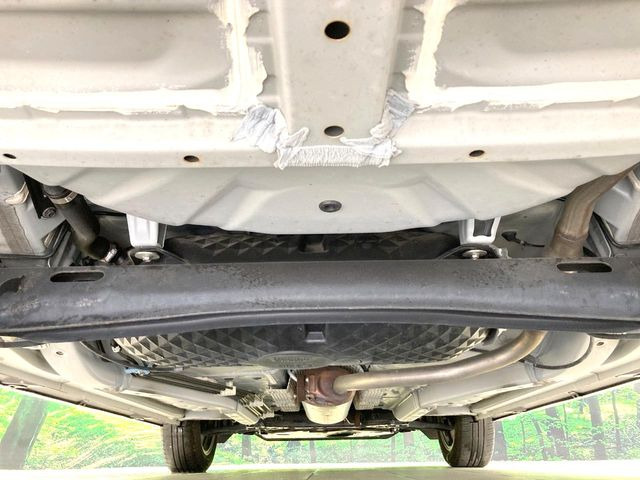 下回りがきれいなうちに、防錆加工の施工がオススメ。降雪地域はもちろん、沿岸部にお住いの方や、趣味でマリン・ウィンタースポーツをされる方にご好評いただいております。