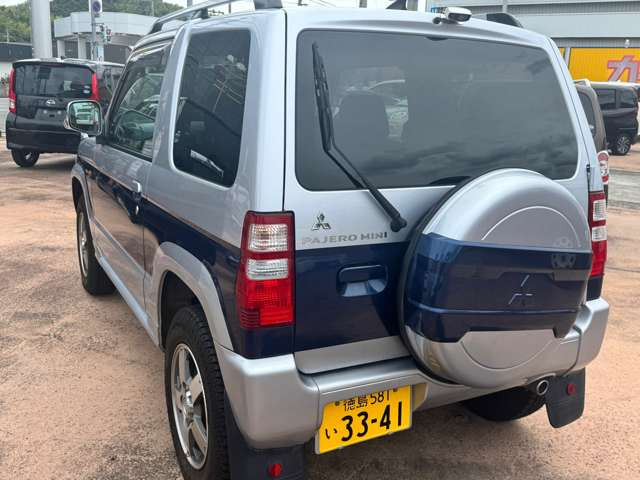 パジェロミニエクシード 4WD
