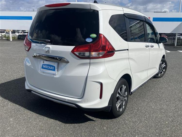 フリード1.5 ハイブリッド クロスター ホンダセンシング 4WD