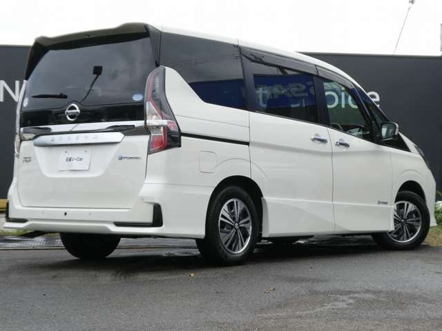 セレナ1.2 e-POWER ハイウェイスターV