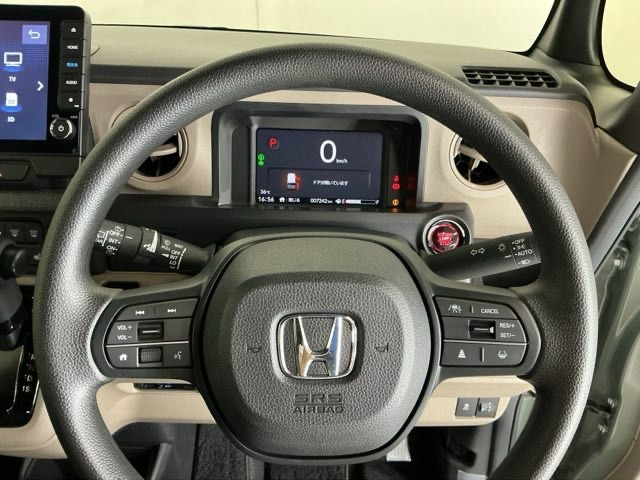N-BOXジョイ 2トーン