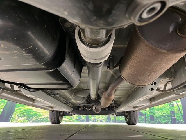 下回りがきれいなうちに、防錆加工の施工がオススメ。降雪地域はもちろん、沿岸部にお住いの方や、趣味でマリン・ウィンタースポーツをされる方にご好評いただいております。