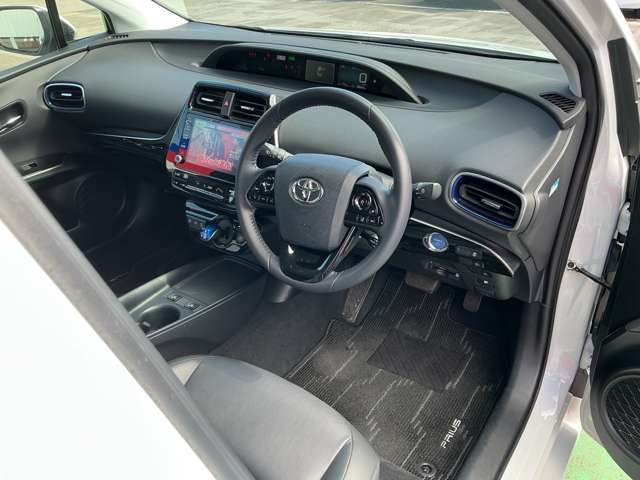 プリウス1.8 S ツーリングセレクション