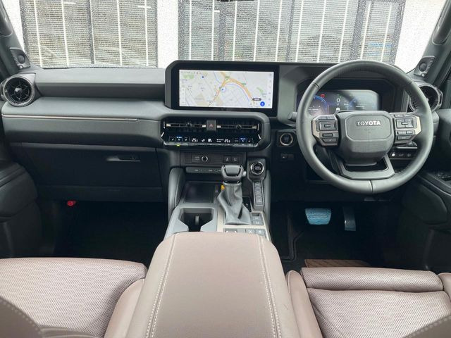 ランドクルーザー2502.8 ZX ディーゼル 4WD