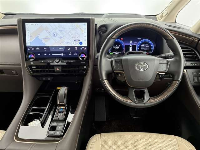 アルファードハイブリッド 2.5 エグゼクティブ ラウンジ E-Four 4WD
