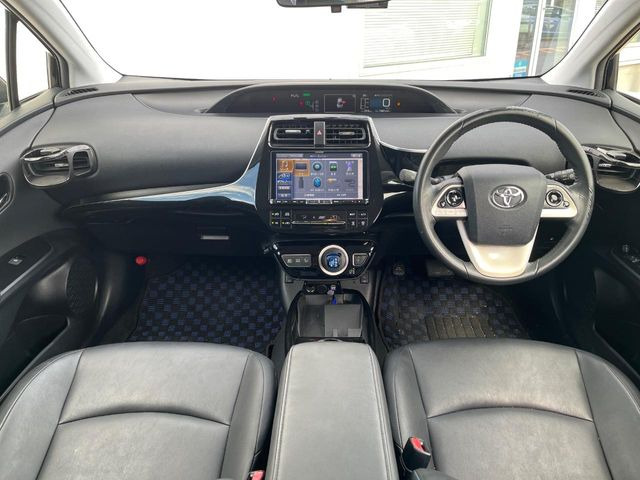 プリウス1.8 S ツーリングセレクション
