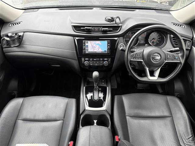 エクストレイル2.0 20Xi 4WD