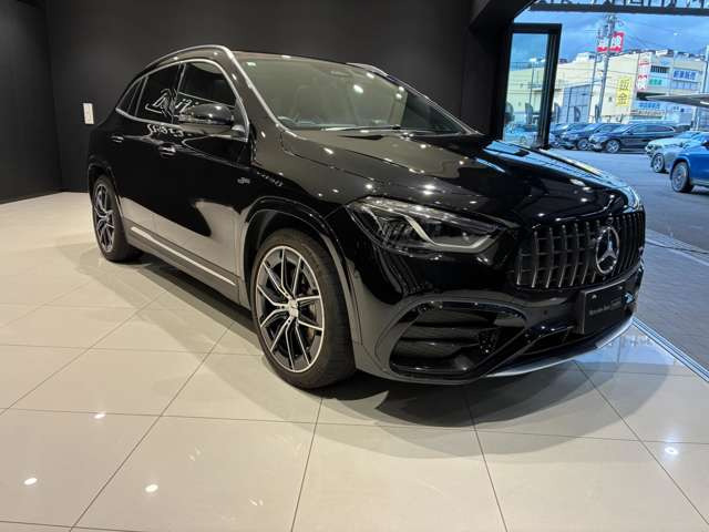 GLAクラスAMG GLA35 4マチック 4WD