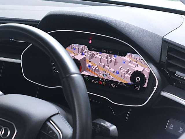 Q335 TFSI アドバンスド