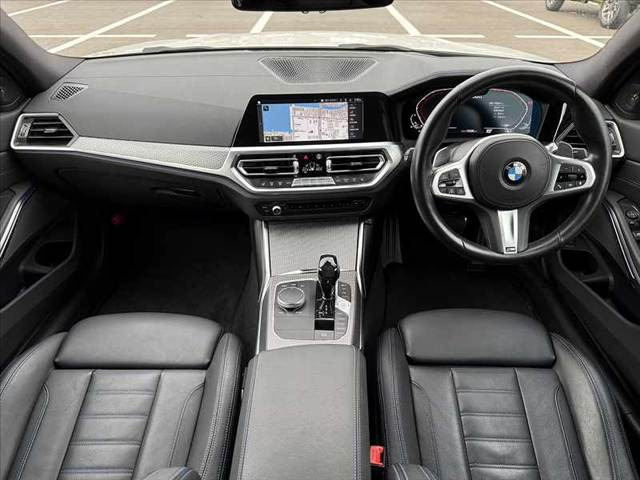 3シリーズセダンM340i xドライブ 4WD