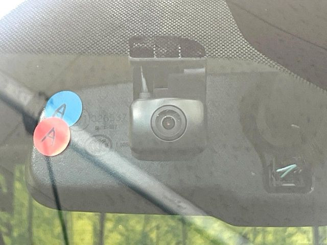 【ドライブレコーダー】ドライブレコーダー装備!走行中はもちろん、あおり運転や事故に遭遇した際、映像で記録し、万一のリスクに備えます。※記録用SDカードはお客様ご自身でご準備いただく必要があります。