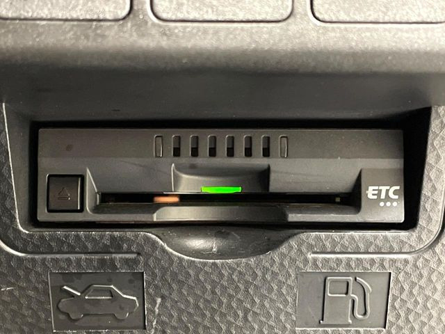 【ETC】高速道路の料金所をストレスなく通過!話題のスポットやサービスエリアに多い「スマートIC」利用時は必須のアイテムです。当店でセットアップを実施、ご納車当日からすぐにご利用いただけます!