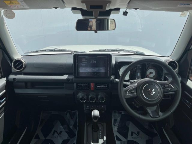 ジムニーシエラ1.5 JC 4WD