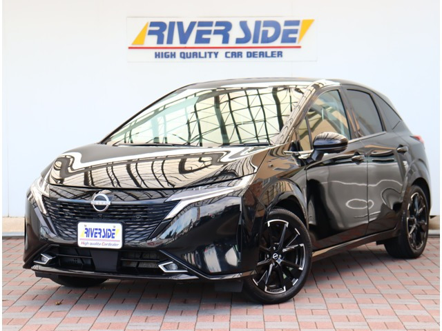 ノートオーラ1.2 G FOUR レザーエディション 4WD