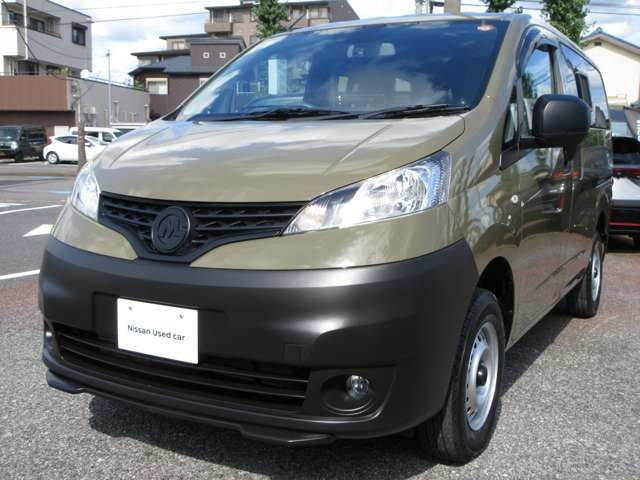 NV200バネットバン1.6 DX 4WD