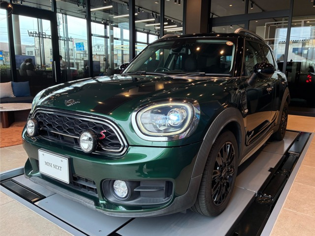 ミニクロスオーバーノーフォーク エディション 4WD