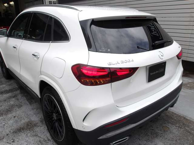 GLAクラスGLA200 d 4マチック アーバン スターズ 4WD