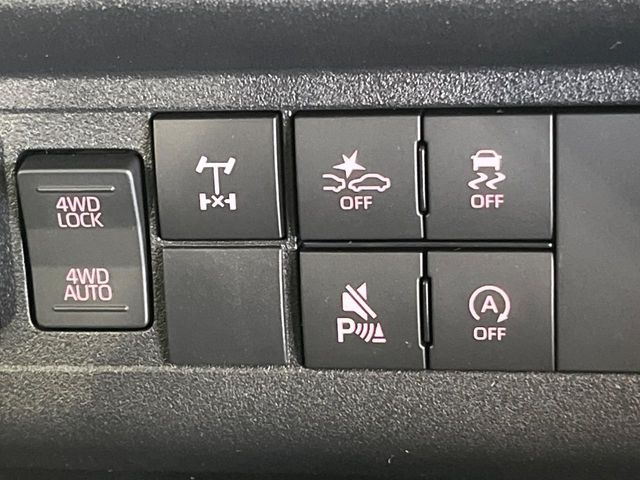 4WD�̂��Ԃł��̂ŁA�ᓹ�ł����S�ł���~��n�n��ɂ��Z�܂��̕��ȊO�ɂ��A�E�B���^�[�X�|�[�c����̕���~��n��֋A�Ȃ����@�������ɂ���������!