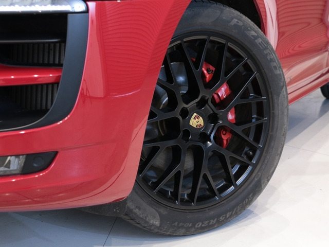 マカンGTS PDK 4WD