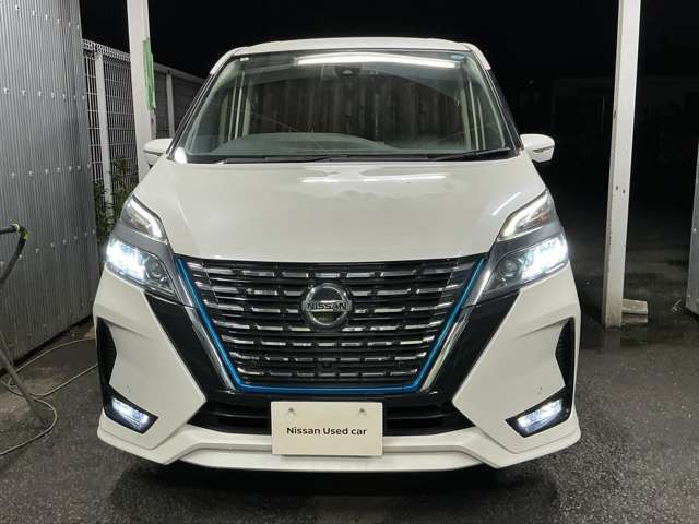 セレナ1.2 e-POWER ハイウェイスターV