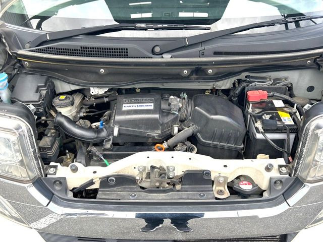 親切・丁寧な専門メカニックスタッフが応対!・車検・点検整備・事故等の修理などアフターサービスも安心。お車のカスタマイズもネクステージのサービススタッフまでご相談ください!