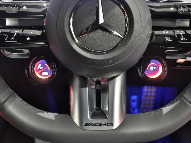 GLCクーペAMG GLC43 4マチック 4WD
