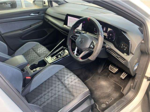 ゴルフヴァリアントeTSI Rライン プラチナムエディション