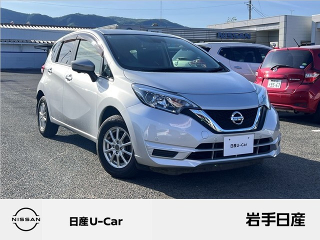 ノート1.2 X FOUR スマートセーフティエディション 4WD