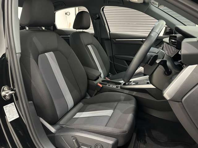 A3セダン30 TFSI アドバンスド
