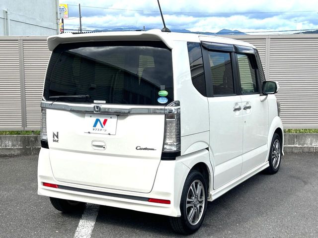 ☆全国のネクステージからお取り寄せが可能※!遠方の店舗に展示してあるクルマが気になる場合も、最寄りの店舗でご覧いただくことが可能です!是非私たちに要望をお聞かせください!※別途費用