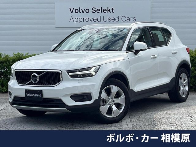 XC40B4 AWD モメンタム 4WD