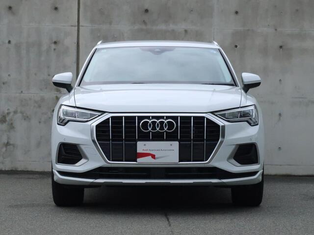 Q335 TFSI アドバンスド